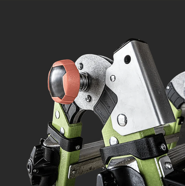 Multifunctional combination ladder